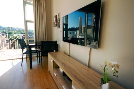 Beach Pad: Bondi Beach - Darwin Holiday 2