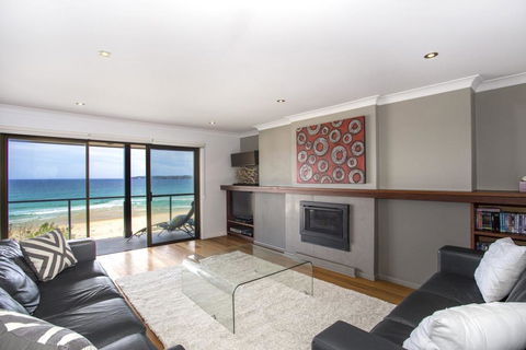 Beach Rd 24 Mollymook - Darwin Holiday 3