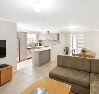 Beach Resort Chalet - Darwin Holiday