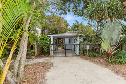 BEACH RETREAT - Darwin Holiday 2