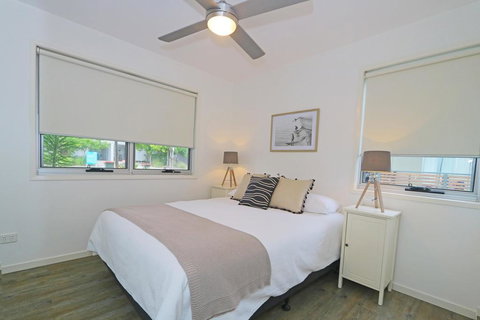 Beach Shacks #1 Casuarina - Darwin Holiday 1