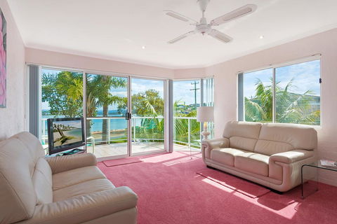 Beach Street Apartments - Darwin Holiday 1