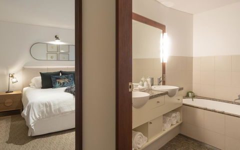 Beach Suites - Darwin Holiday 1