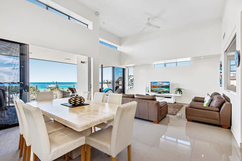 Beaches On Maroochy 1 Beach Parade - Darwin Holiday 1
