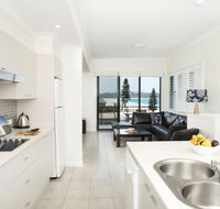 Beachfront 8 - Darwin Holiday