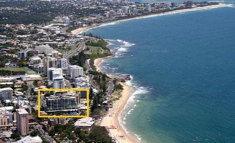 Beachfront Mooloolaba Apartment - Darwin Holiday 0