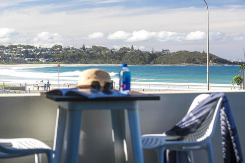 Beachfront One, Mollymook - Darwin Holiday 0