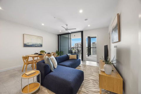Rivello Apartments - Free Secure Car Park, 6km To City, Ferry Terminal, Eat Street, Rooftop Pool, Sauna, Portside Dinning - Darwin Holiday 2