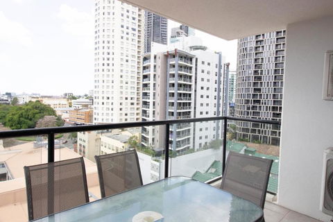 Republic Apartment - Darwin Holiday 3