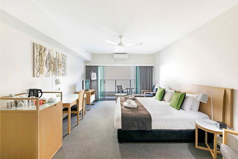 Resort-Style Sister Studios - Double Delight In The CBD - Darwin Holiday 0