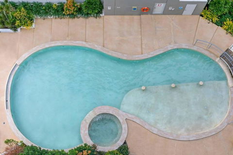 Resort-Style Sister Studios - Double Delight In The CBD - Darwin Holiday 3