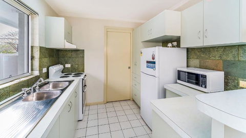 RED Rock - Townhouse In Town - Darwin Holiday 2