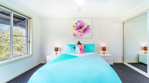 RED Rock - Townhouse In Town - Darwin Holiday 3