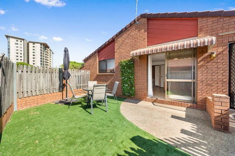 Redcliff 2 Bedroom Townhouse - Darwin Holiday 2