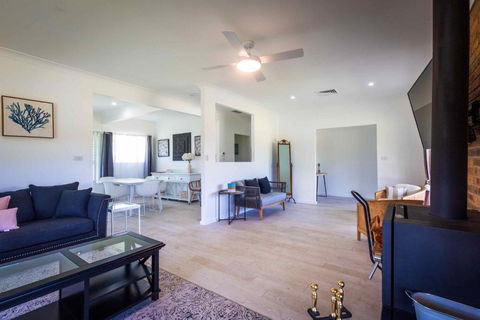 Redims Hill Cottage - Darwin Holiday 3