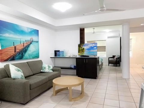 REEF RETREAT APARTMENTS PALM COVE Unit 12 - Darwin Holiday 0