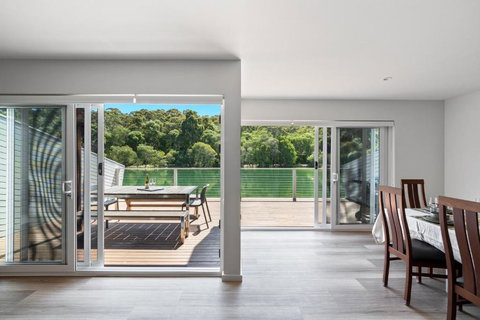 Reflection - Darwin Holiday 3