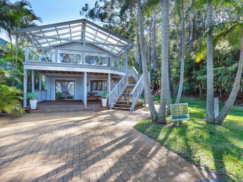 Reflections - Darwin Holiday 1