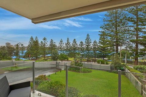 Regency Court 4 - Darwin Holiday 1