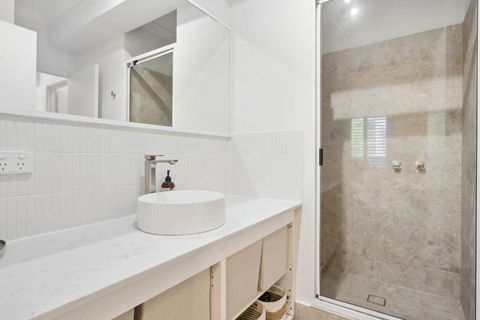 REGL20/11 - Regal In East Perth - Darwin Holiday 3