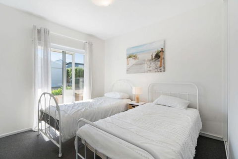 Relax At Middleton - No Linen Included - Pets Negotiable - Wi-Fi - Darwin Holiday 3
