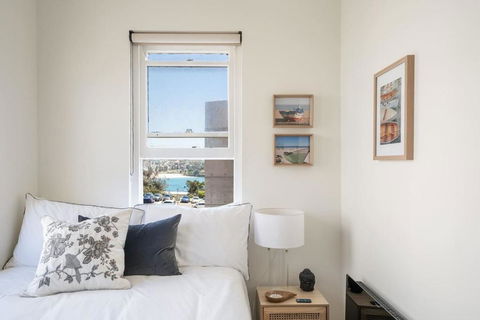 Relaxed Coogee Coastal Living With Ocean Views - Darwin Holiday 0