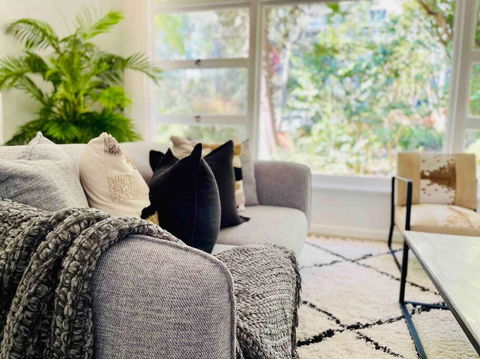 Renovated Charming & Cozy House (Walk To Station) - Darwin Holiday 0