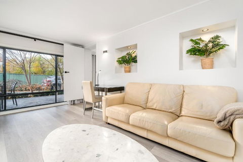 Renovated Townhouse Close To The CBD And Schools - Darwin Holiday 1