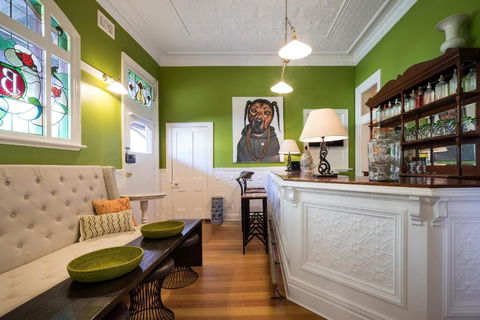 Rent Your Own Historic Hotel For Holidays & Events - Darwin Holiday 2