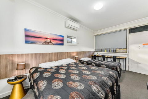 Rest Motels - Darwin Holiday 1