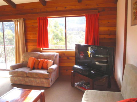 Retro 2 Bedroom Apartment - Darwin Holiday 3