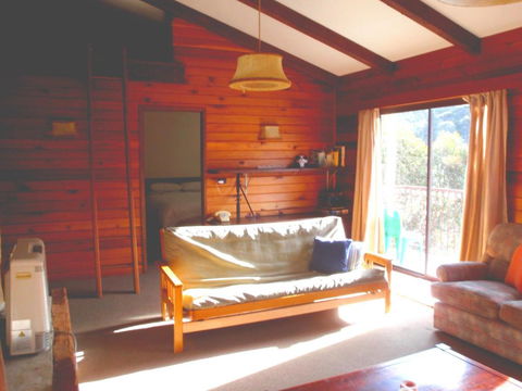 Retro 2 Bedroom Apartment - Darwin Holiday 2