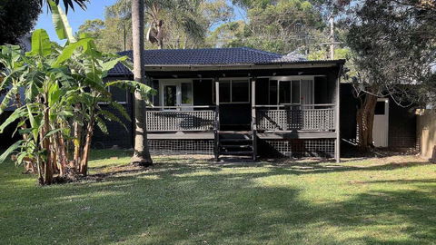 Retro Beach House - Macmasters Beach - Darwin Holiday 0