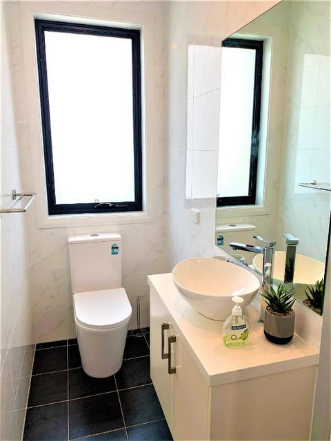Revesby New Self Contained Granny Flat - Darwin Holiday 3