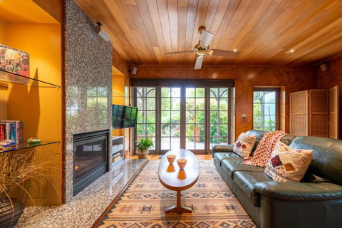 Rhyll Haven Luxury Getaway Apartments - Darwin Holiday 1