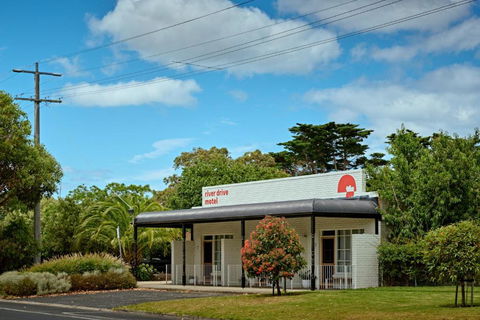 River Drive Motel - Darwin Holiday 2