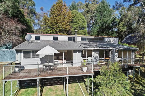 River Rest Merrijig Near Base Of Mount Buller - Darwin Holiday 0