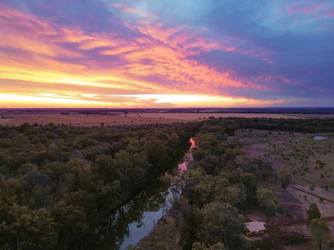 Riverbank Glamping - Darwin Holiday 1