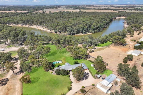 Riverlyne - Riverfront Holiday Home - Darwin Holiday 0