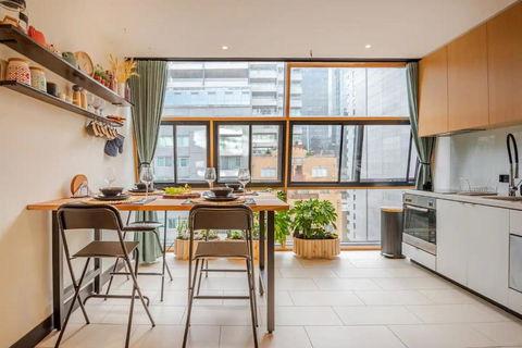 Riverside Apartment Melbourne CBD - Darwin Holiday 0