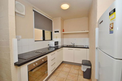 Riverview Holiday Apartment 108 - Kalbarri WA - Darwin Holiday 1