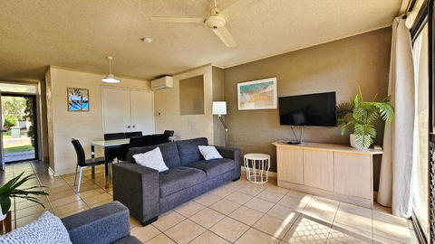 Riverview Holiday Apartment 32 - Kalbarri WA - Darwin Holiday 1