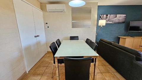 Riverview Holiday Apartment 54 - Kalbarri WA - Darwin Holiday 3