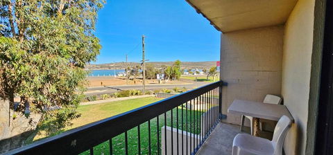 Riverview Holiday Apartment 6 - Kalbarri WA - Darwin Holiday 0