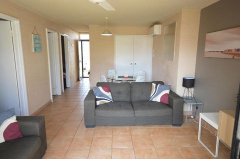 Riverview Holiday Apartment 60 - Kalbarri WA - Darwin Holiday 1