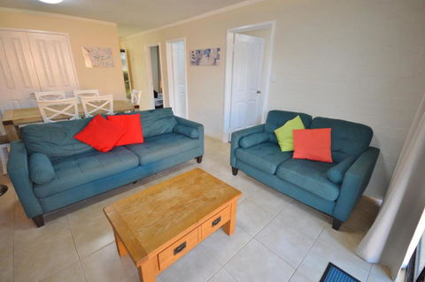 Riverview Holiday Apartment 93 - Kalbarri WA - Darwin Holiday 1