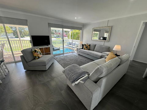 Riverview - South Yunderup - Darwin Holiday 2