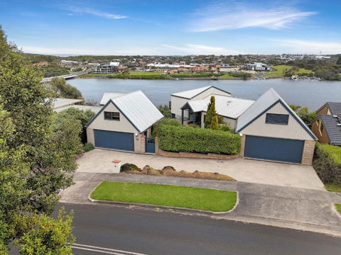 Riverview - Darwin Holiday 2