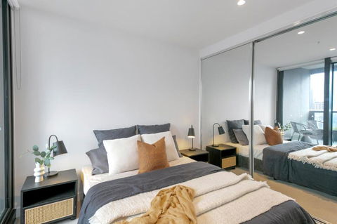 REST COLLECTION Apartments At Melbourne Quarter - Darwin Holiday 2