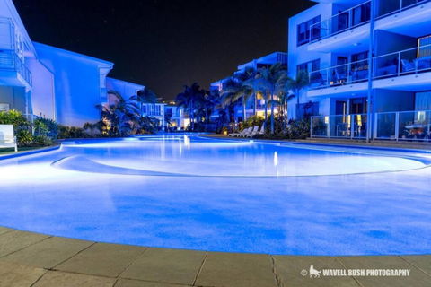 Sand Dunes Resort Stunning Beachfront Apartment - Darwin Holiday 0